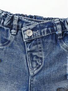 SHEIN Baby/Baby Girl Asymmetrical Elastic Waist Fitted Butterfly Print Straight Leg Light Wash Jeans - Medium Wash - View 6