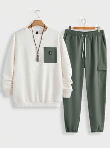 Manfinity RelaxMax Chándal informal de hombre con sudadera de cuello redondo de manga larga con estampado de letras y pantalón cargo, otoño