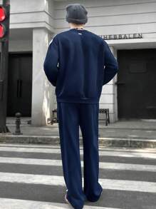 Manfinity VCAY Set de 2 piezas de sudadera informal de punto holgada de manga larga con estampado numérico y pantalones rectos de cintura elástica, moda juvenil