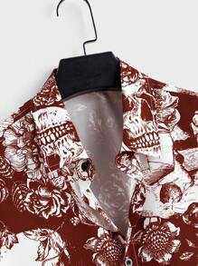 Manfinity Homme 男士休闲骷髅和花卉印花前纽扣短袖衬衫，夏季 - 酒紅色 - 查看 3