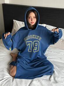 DAZY Letter Print Patroon Relaxed Fit Hoodie Nachthemd