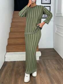 RueChic Rib Pattern Sweater And Skirt Knit Set - Army Green - View 3