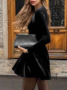 Pariaura 方领天鹅绒收腰修身连衣裙 - 黑色 - 查看 5