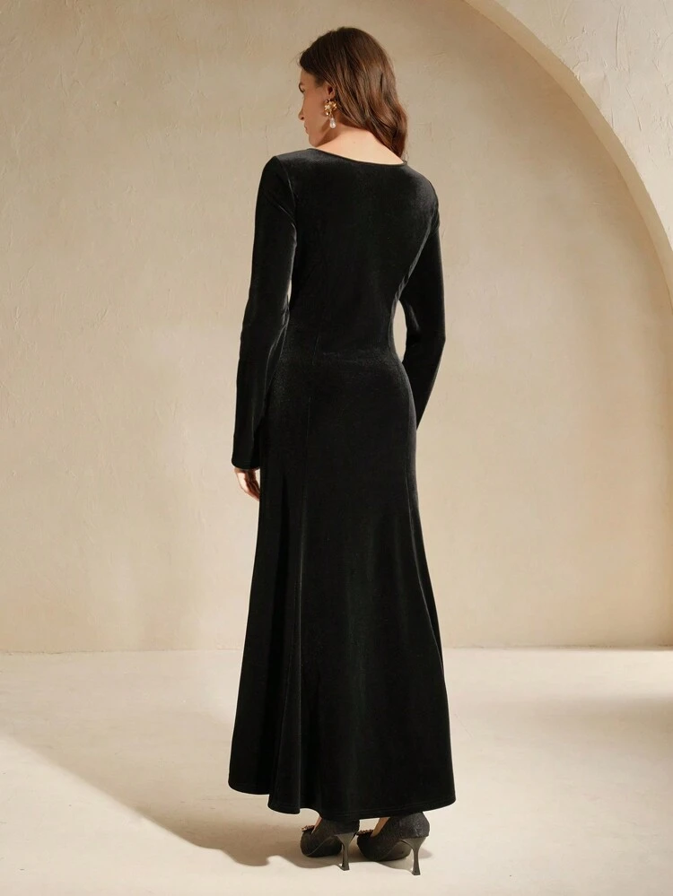 Elegant Lady-Like Handmade Beaded Velvet Long Sleeve Slim Fit Formal Dress