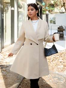 SHEIN CURVE+ Áo khoác dài vừa phải, thanh lịch, thời trang tối giản, ve áo lớn, cài hai hàng khuy, thắt eo, dành cho mùa đông, cỡ lớn dành cho nữ - Màu be - Xem 3