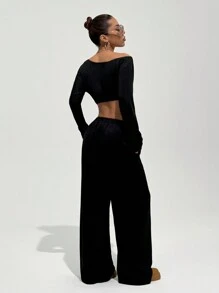 StreetHx Set da donna in stile steet, 2 pezzi: felpa con spalle diagonali nera e pantaloni della tuta con gamba dritta morbida, per l'autunno - nero - Visualizzare 2