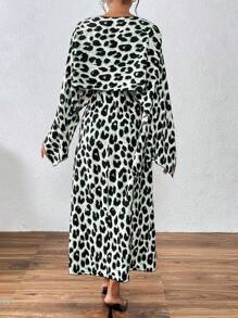 SHEIN Unity Vestido casual de mujer con estampado de leopardo sin mangas, adecuado para el otoño - Verde - Ver 2