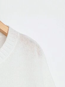 SHEIN CURVE+ Plus Size Crew Neck Long Sleeve Graphic Detail Minimalist Sweater, Casual For Everyday Wear