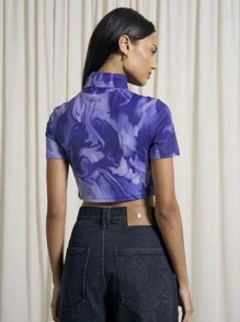 AiiRZ Rolled High Neck Graphic Crop T-Shirt - Purple - View 2