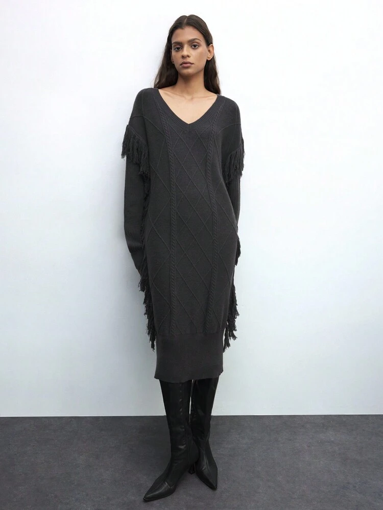 SHEIN Maija Women's Solid Color Fringe Decor V-Neck Long Sleeve Knitted Sweater Dress, Warm For Autumn/Winter Valentine's Day