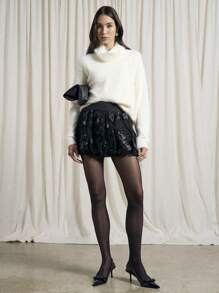 AiiRZ Floral Textured Fabric Bubble Hem Mini Skirt - Black - View 5
