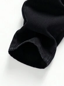 Tween 男童经典简约黑玫瑰刺绣洗水牛仔背带裤