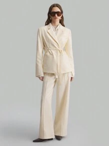 Ontre 2025 年情人节新款春季套装女士两件套西装，含 4% 羊毛混纺，象牙白修身西装外套，灰褐色可调节腰部裤子，商务通勤都市女士西装套装