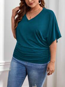 SHEIN Essnce Plus Size Women V-Neck Batwing Short Sleeve Casual Loose T-Shirt, Solid Color