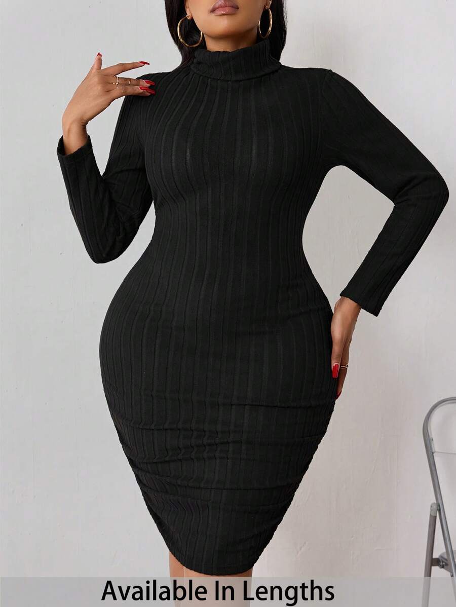 SHEIN PETITE CURVE 大码纯色高领长袖简约休闲短裙 - 黑色 - 查看 1