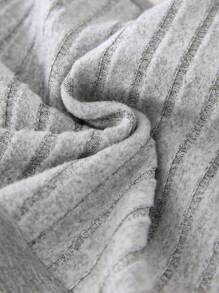 SHEIN Leap Crew 年轻男孩紧身秋冬简约舒适罗纹针织圆领长袖睡衣套装带长裤，柔软亲肤，2 件套 - 淺灰色 - 查看 3