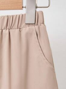 SHEIN Conjunto De 2 Peças De Jaqueta Xadrez Com Capuz E Calça Casual Decorada Com Bolso Para Meninos Com Idade De Transição