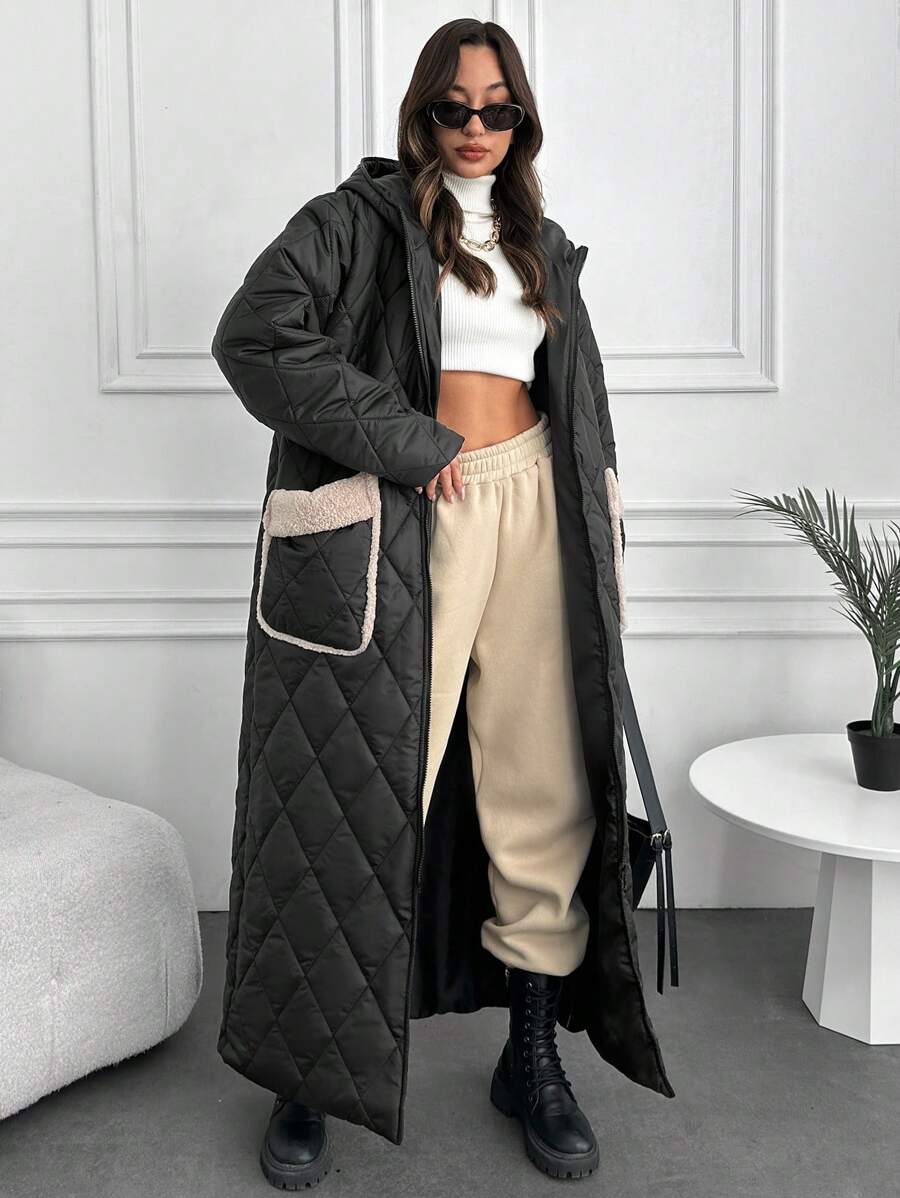 Desigual Cappotto Lungo Imbottito Donna – Con Cappuccio Removibile, Cintura Inclusa E Tasche, Chiusura Con Cerniera