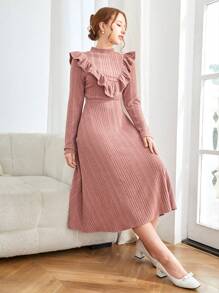 SHEIN Teen Girl Pink/Autumn/Winter/Elegant/Knitted Pit Stripe Stand-Up Collar Large Ruffled Long-Sleeved Dress