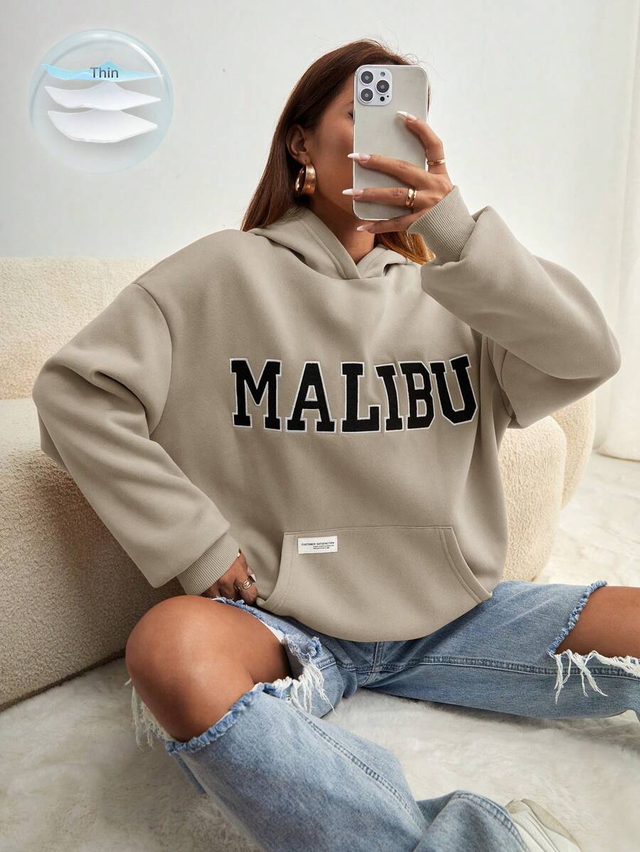 SHEIN EZwear Áo hoodie thả vai túi Kangaroo họa tiết chữ, Áo khoác nữ mùa xuân/thu thường ngày có miếng vá, Áo hoodie dài tay có túi cỡ lớn màu mơ thường thả vai cho nữ, Áo dài tay - Màu be - Xem 1