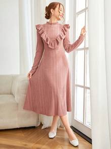 SHEIN Teen Girl Pink/Autumn/Winter/Elegant/Knitted Pit Stripe Stand-Up Collar Large Ruffled Long-Sleeved Dress