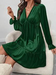 SHEIN LUNE New Years Outfit Green Velvet Dress Mini Dress, Christmas Party Dress For Women Holiday Women Outfits - Dark Green - View 3