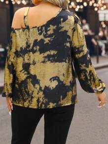 SHEIN Clasi Blouse ample pour femme grande taille avec imprimé tie-dye, chaîne, col asymétrique et manches lanternes. Conçue pour le printemps et l'automne