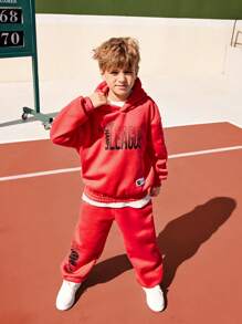 青少年男孩运动套装 - 红色羊毛连帽衫和宽松印花运动衫搭配裤子，适合运动、户外和休闲穿着