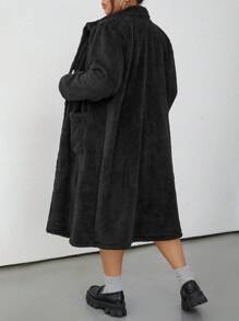SHEIN EZwear Plus Size Effen Kleur Lange Mouw Zak Casual Hoodie
