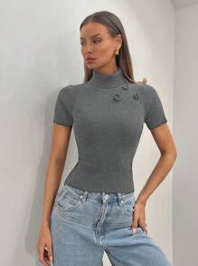 SHEIN Essnce Suéter de cuello alto para mujer otoño 2024, suéter de punto con decoración de flor tridimensional en borgoña, Cárdigan femenino de manga corta color rojo ancla de moda y silueta ajustada