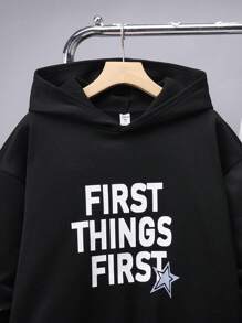 SHEIN 2 件套青少年男孩休闲朋克哥特街头风格星星和火焰印花黑色连帽衫运动衫和黑色运动裤套装，秋冬春季，适合情人节 - 黑色 - 查看 6