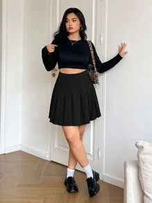 SHEIN EZwear Plus Size Women Solid Color Pleated Zip Closure Casual Mini Skirt