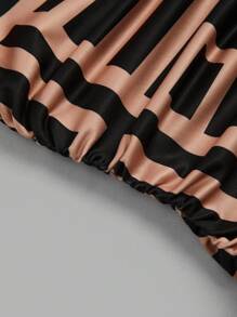 SHEIN Clasi Bộ áo ba lỗ cổ cao họa tiết hình học và màu trơn cỡ lớn cho nữ 2 món - Nhiều màu - Xem 15