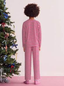 SHEIN 2pcs Tween Boy Christmas & New Year Casual Outfit - Red, Christmas Tree & Striped Pattern Crew Neck Long Sleeve Top & Pants Set, Autumn/Winter - Red - View 2