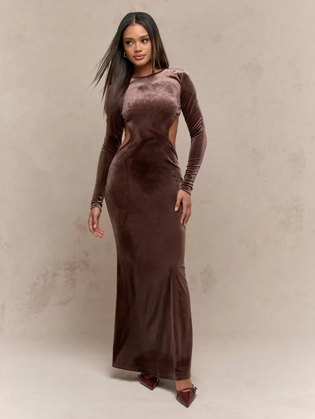 cocktail dresses and evening gowns LaDivine 7475 Formal Long Sleeve Dress Gown Size:XXXXXL Subtle vertical boning through sleeveless bodycon dress 4th & Reckless Ruby