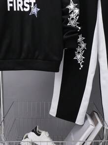 SHEIN 2 件套青少年男孩休闲朋克哥特街头风格星星和火焰印花黑色连帽衫运动衫和黑色运动裤套装，秋冬春季，适合情人节 - 黑色 - 查看 7