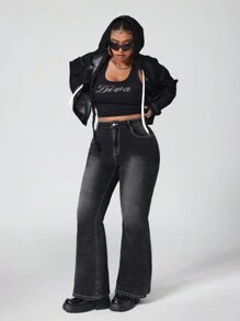 SHEIN ICON 大码图案刺绣口袋休闲喇叭牛仔裤