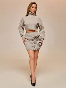 Glamine 2 件套女士纯色高领落肩长袖毛衣和 3D 花卉装饰针织中裙套装，秋冬季，度假毛衣，优雅，经典服装 - 淺灰色 - 查看 4
