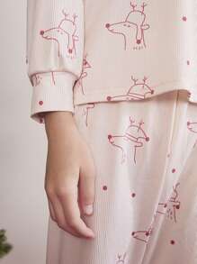 SHEIN 2 件套女孩圣诞节和新年卡通印花圆领长袖上衣和长款慢跑裤，秋冬 - 米色 - 查看 5