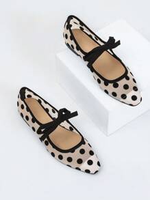 CUCCOO CHICEST Zapatos planos elegantes y versátiles para mujer con lazo y decoración de puntos en malla, modelo nuevo para 2024