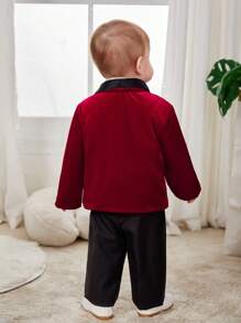 SHEIN 2pcs/Set Baby Boy Burgundy Summer Formal Wedding Guest Suit,Satin British Style Black Collar Jacket & Pants Gentleman Outfit For Birthday Party - Red - View 2