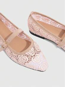 CUCCOO HITCHD 2024 新款性感蕾丝婚宴专属尖头平底鞋女士圣诞新年假期氛围秋冬款 - 杏色 - 查看 10