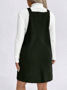 SHEIN LUNE Plus Size Women Solid Color Loose Casual Double Pocket Strap Dress, Autumn