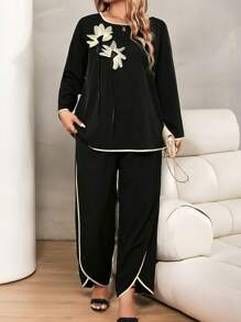 EMERY ROSE Plus Size Autumn Casual 3D Floral Decor Color Block Trim Long Sleeve Pants 2Pcs Set - Black - View 3