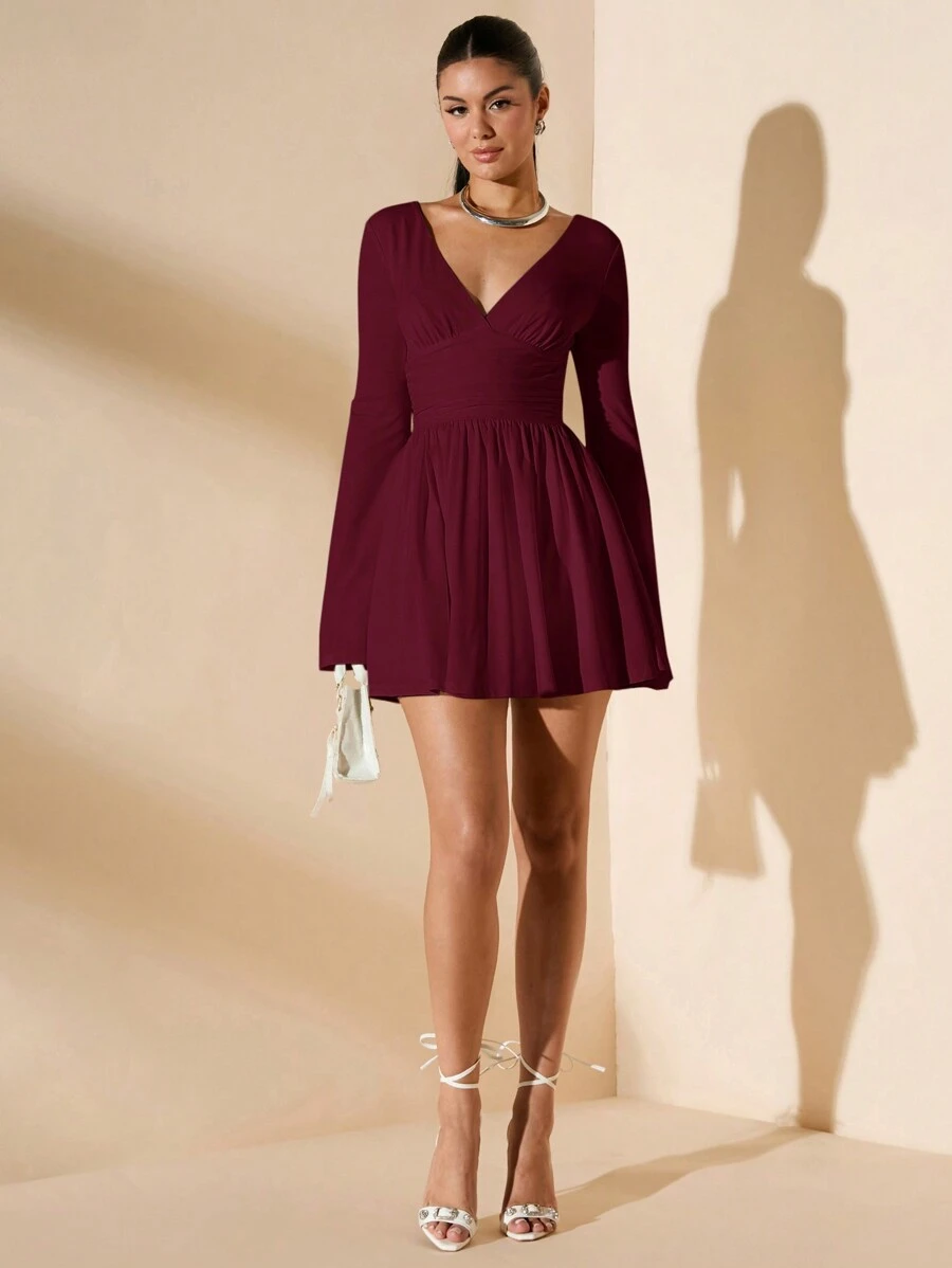 SHEIN BAE 1pc Solid White Minimalist Daily Sexy Deep V-Neck Long Sleeve Ruffle Cuff Fitted Waist Mini Dress, Autumn/Winter - Burgundy - View 1