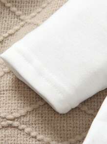 SHEIN 3pcs/Set Baby Boy Cute Bow Tie Bodysuit + Allover Print Pants + Hat Fashion Gentleman Outfit Set, For Christmas - Multicolor - View 5