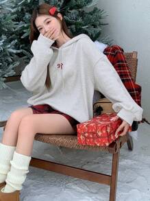 DAZY Sudadera holgada informal con capucha para mujeres con bordado de mariposa, manga larga, otoño