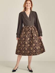 SHEIN Clasi 1 件女士休闲优雅 V 领提花及膝连衣裙，适合秋季 - 棕色 - 查看 1