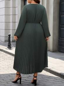 Vionelle Elegantes dunkelgrünes V-Ausschnitt plissiertes Langarm-Maxikleid in Große Größen für Damen, Herbstoutfit, einfarbige Kleidung für Urlaub und Pendeln im Herbst für Frauen - Armeegrün - Übersicht 2