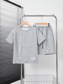 SHEIN 2入組青少年男孩字母純色T恤和短褲套裝，夏季 - 灰色 - 查看 1
